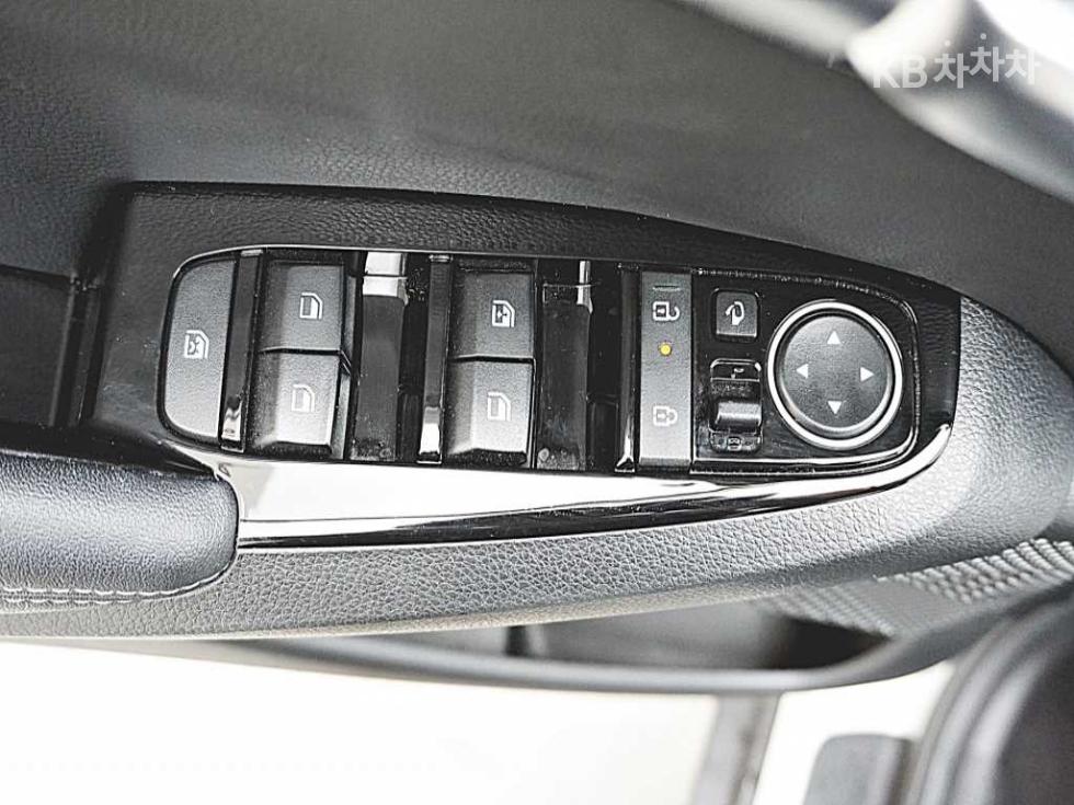 Kia Seltos — miniaturë 18