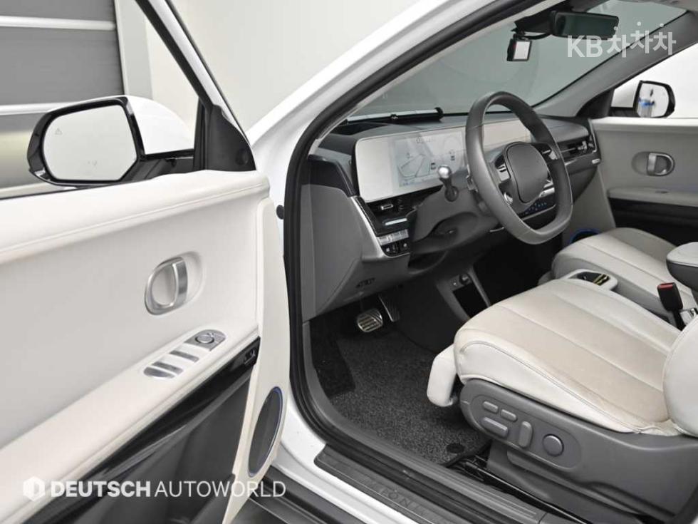 Hyundai IONIQ 5 — miniaturë 11