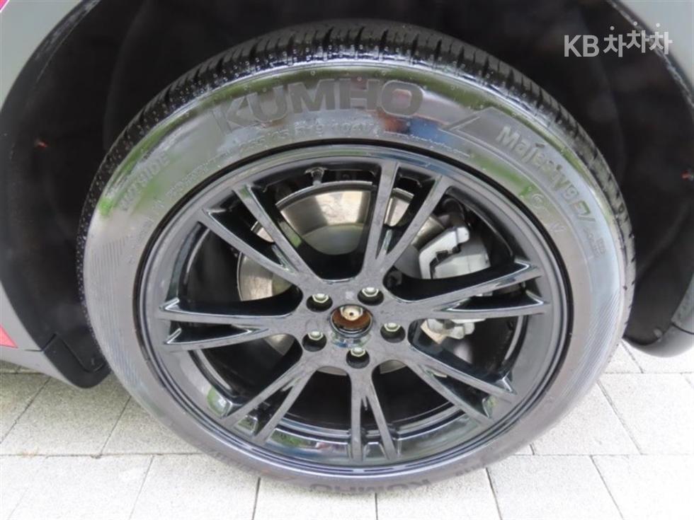 Tesla Model Y — miniaturë 17