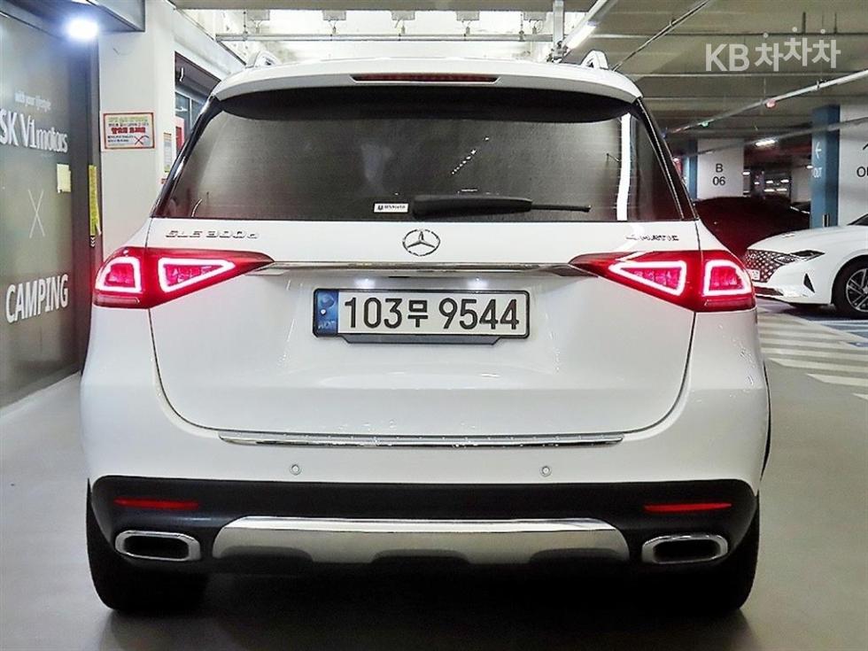 Mercedes-Benz GLE — miniaturë 5