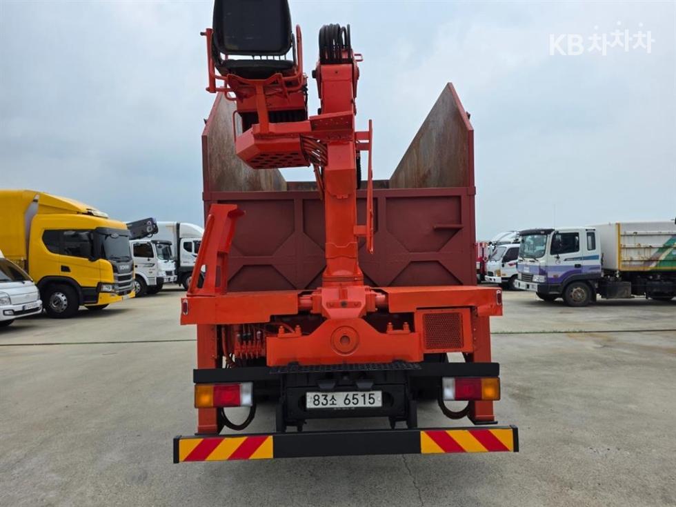 2020 Hyundai 2 photo