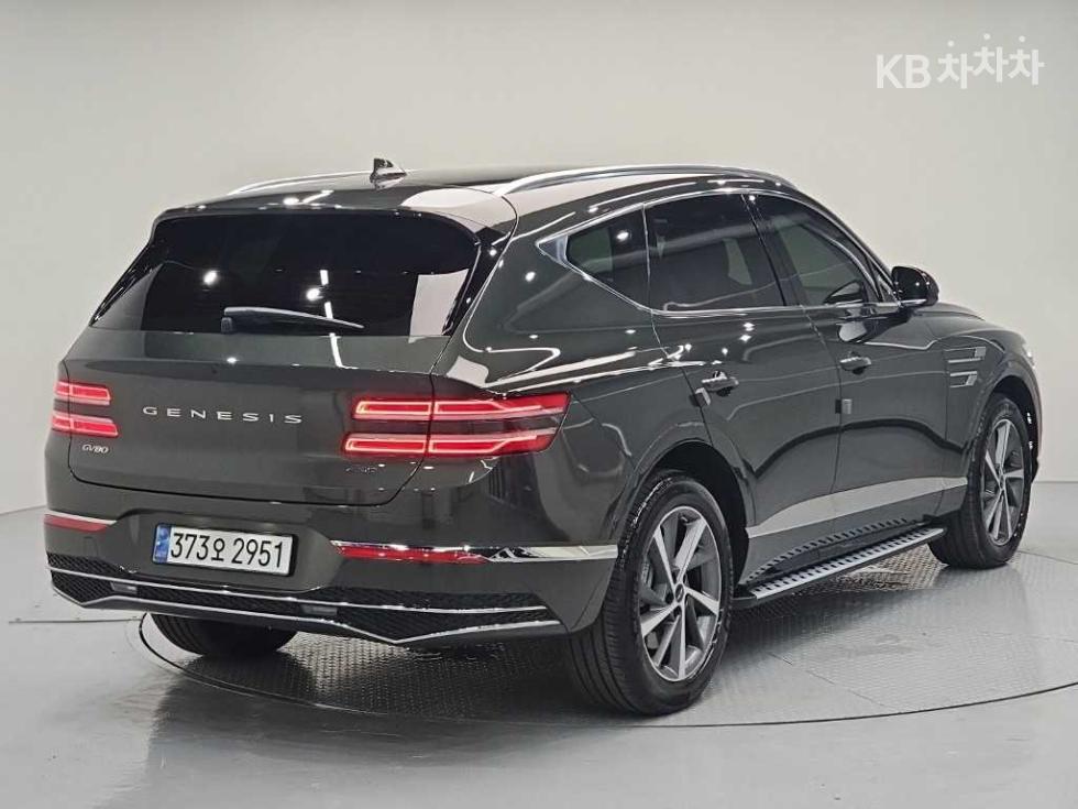 2024 Genesis GV80 photo
