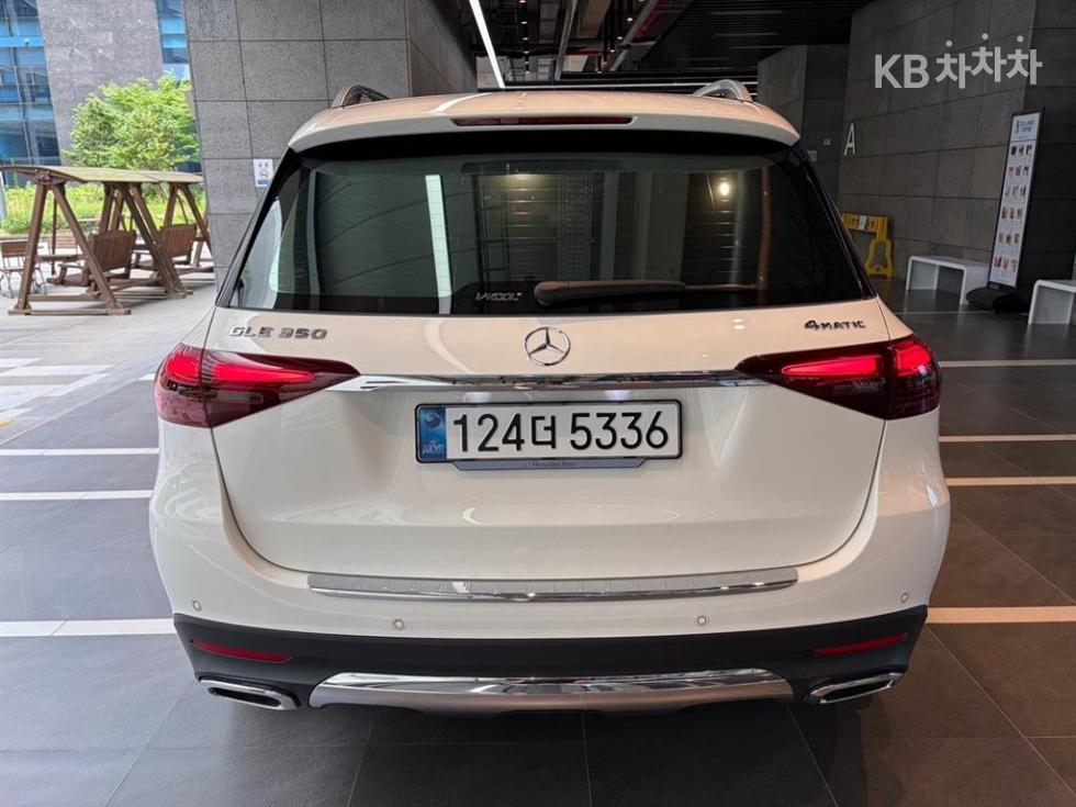 Mercedes-Benz GLE — miniaturë 5