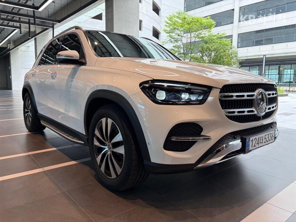 Mercedes-Benz GLE — miniaturë 7