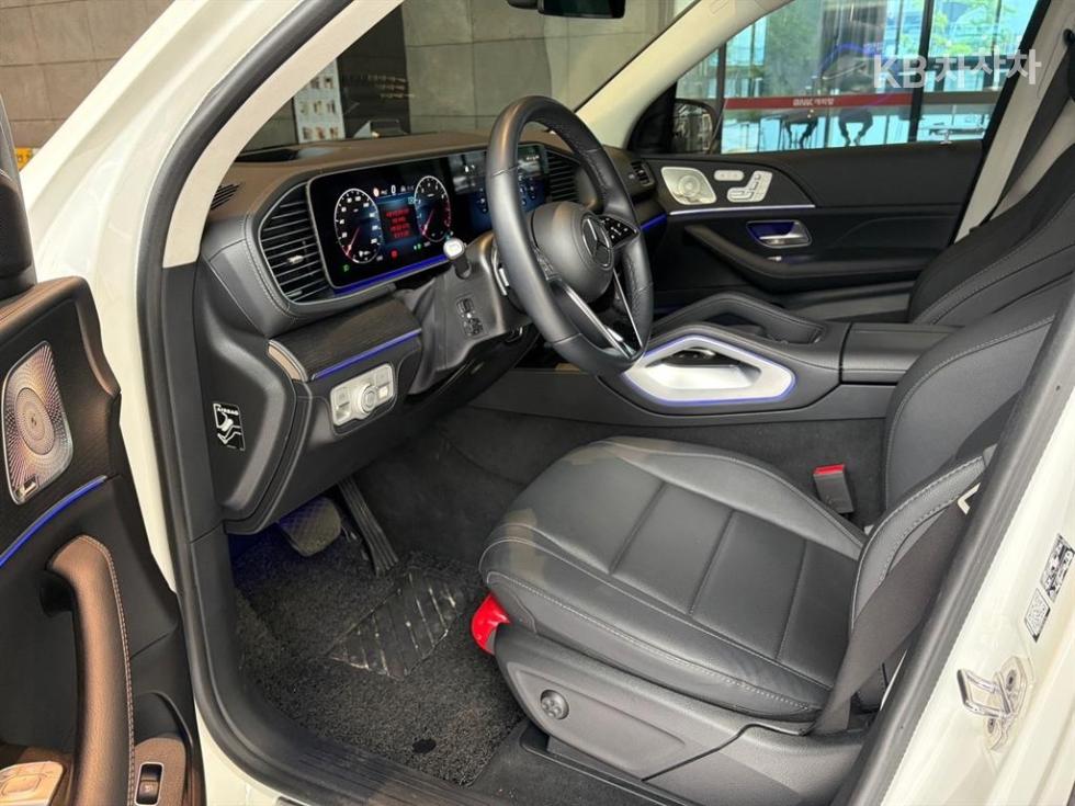 Mercedes-Benz GLE — miniaturë 9