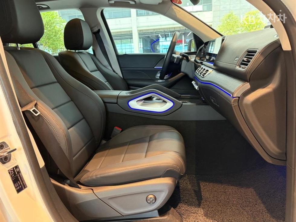 Mercedes-Benz GLE — miniaturë 11