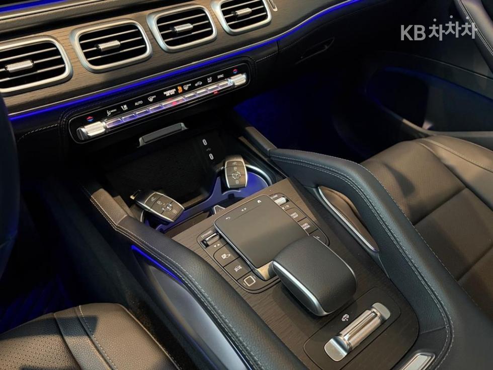 Mercedes-Benz GLE — miniaturë 16