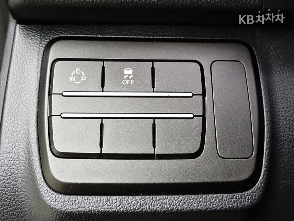 SsangYong Tivoli — miniaturë 17