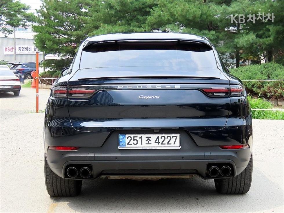 Porsche Cayenne — miniaturë 4