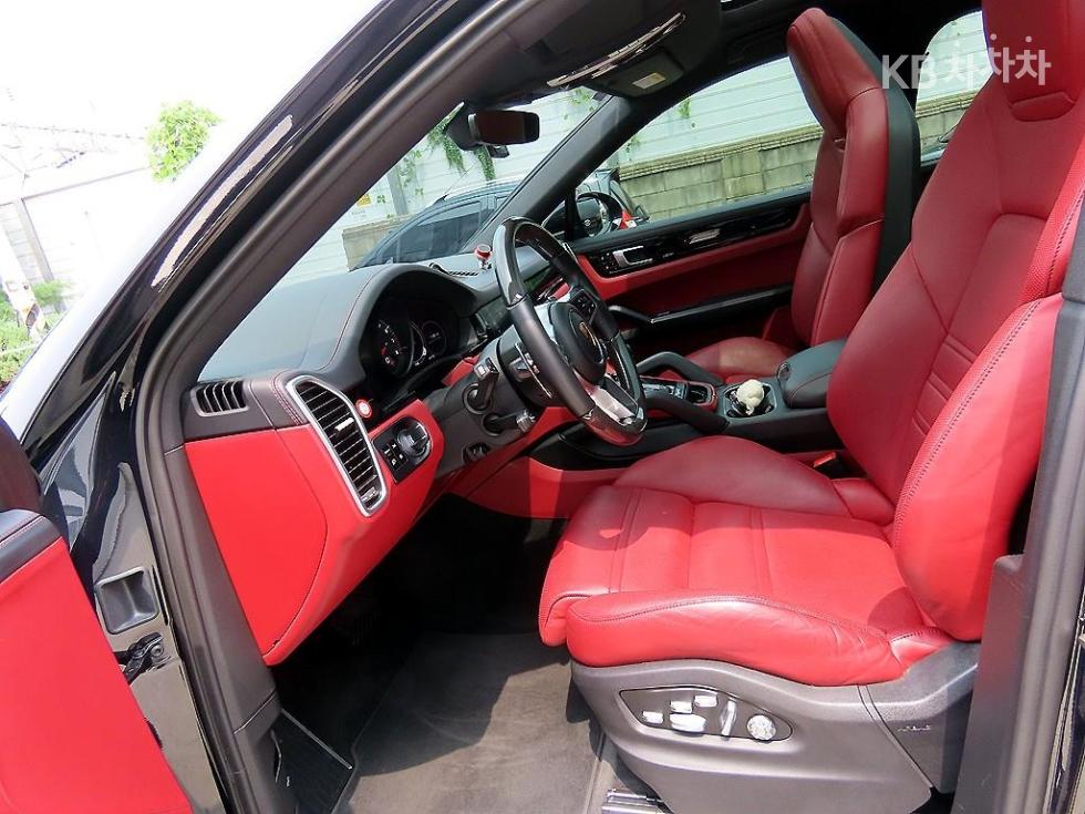 Porsche Cayenne — miniaturë 5