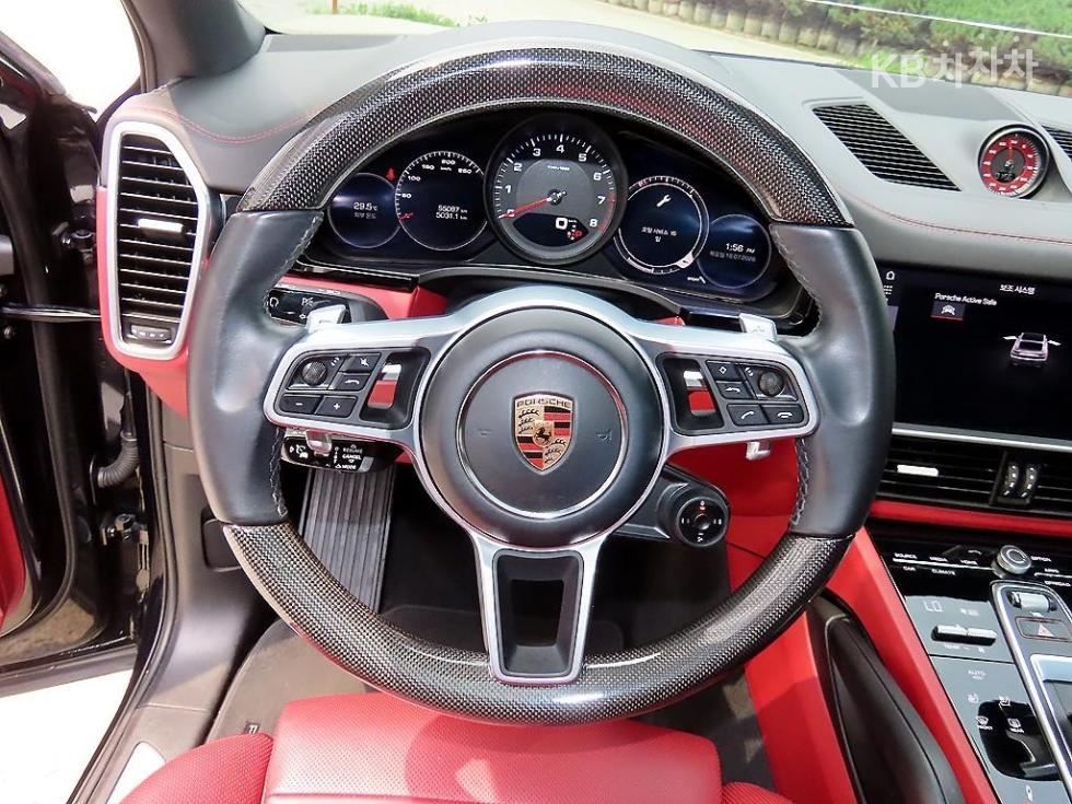 Porsche Cayenne — miniaturë 8