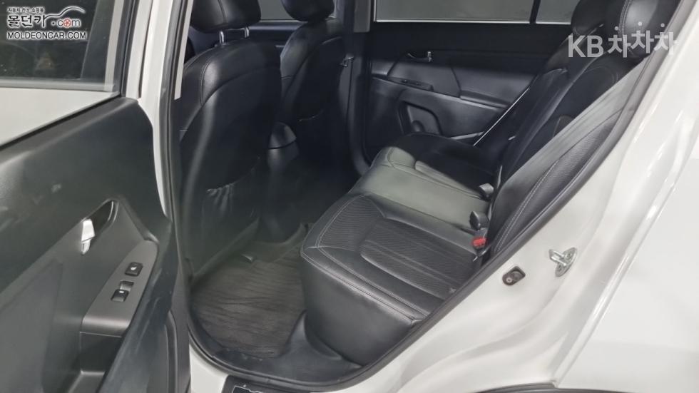 Kia Sportage — miniaturë 10