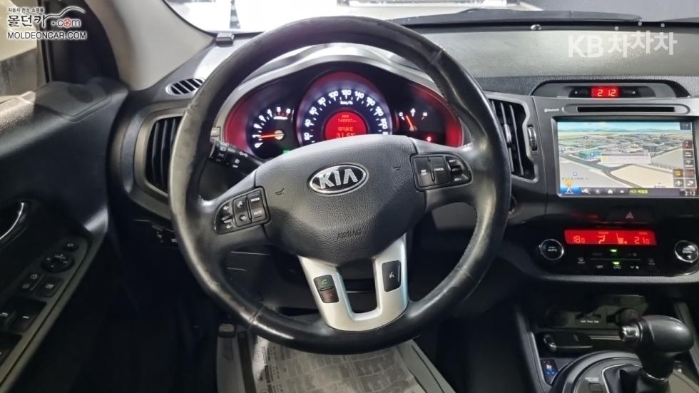Kia Sportage — miniaturë 11