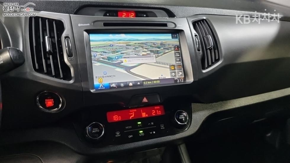 Kia Sportage — miniaturë 12