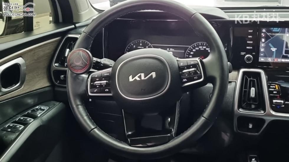 Kia Sorento — miniaturë 11