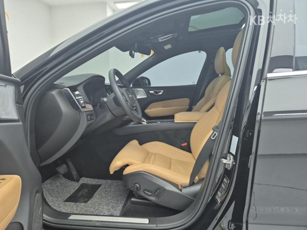 Volvo XC60 — miniaturë 11
