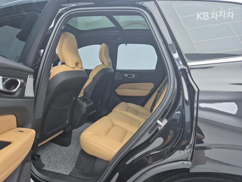 Volvo XC60 — miniaturë 12