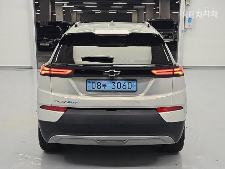 Chevrolet Bolt Euv 2023 photo 3