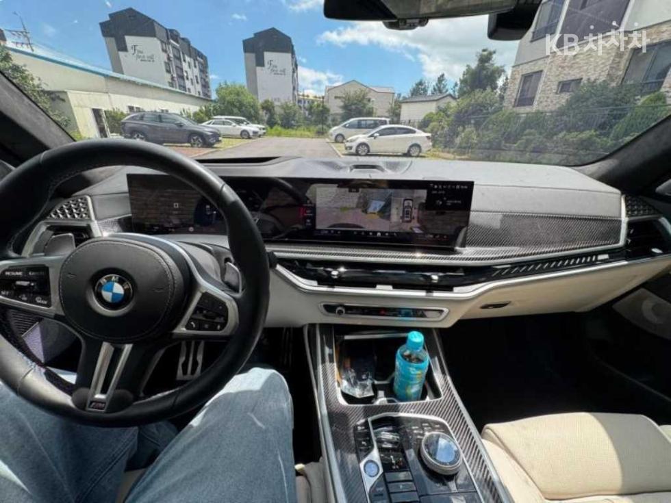 BMW X7 — miniaturë 11