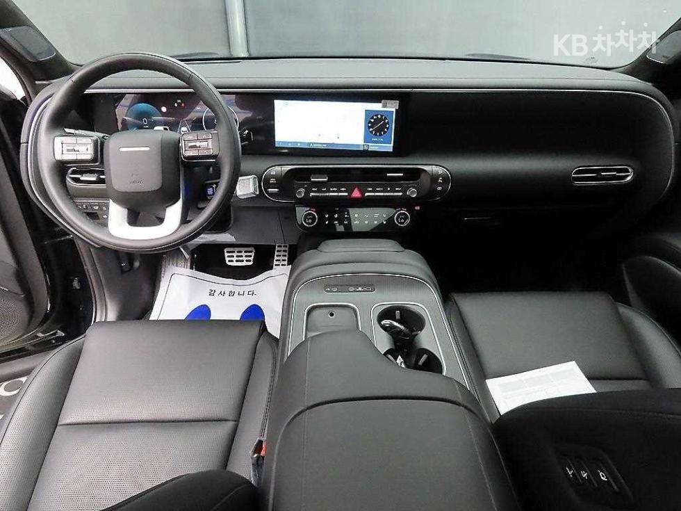 2025 Hyundai Used Car photo