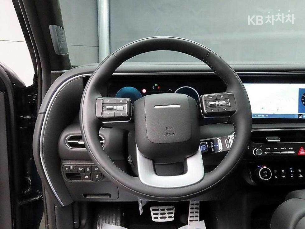 2025 Hyundai Used Car photo