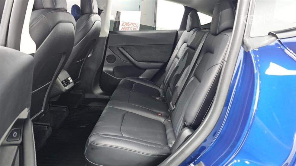 Tesla Model Y — miniaturë 9