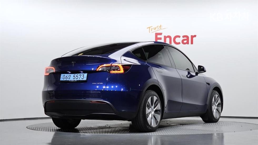 Tesla Model Y — miniaturë 20