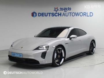 Porsche Taycan GTS — foto 1