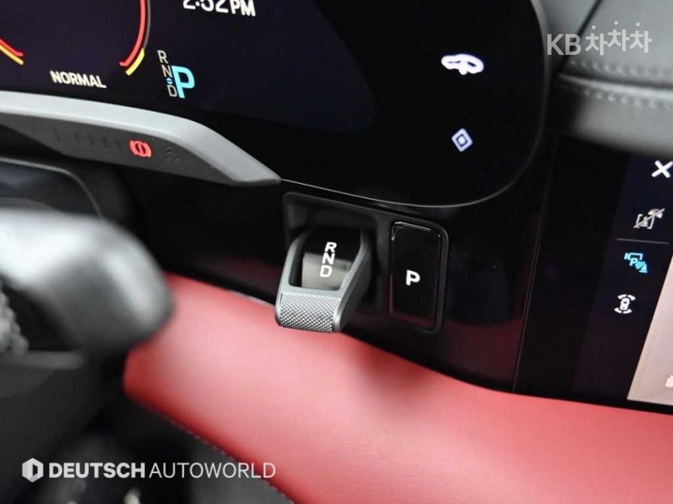 Porsche Taycan — miniaturë 9