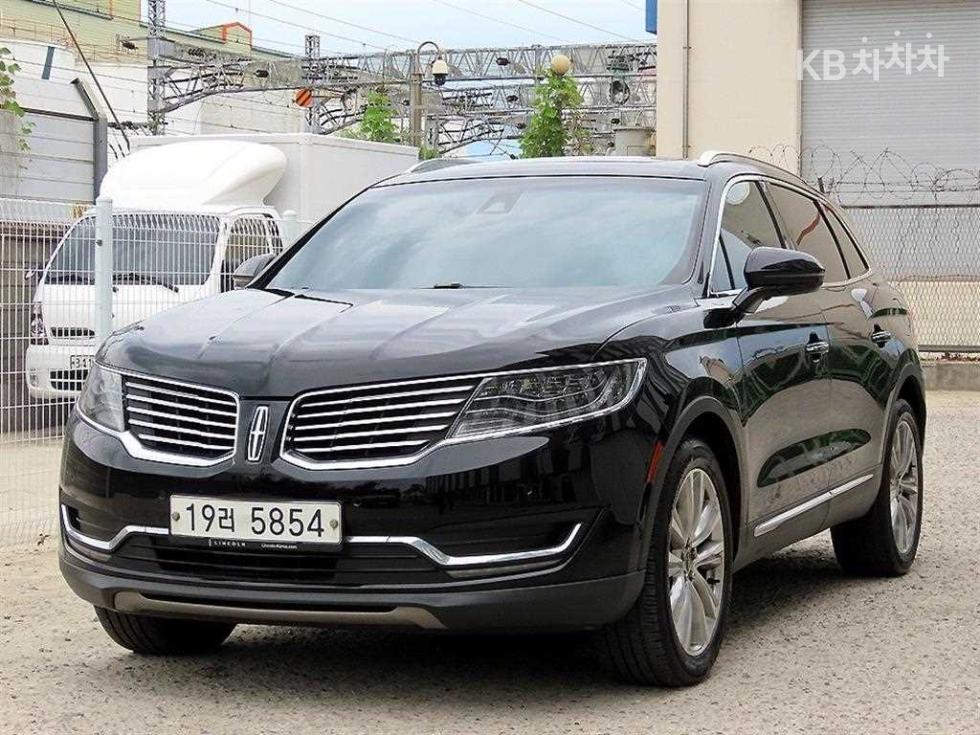 Lincoln MKX — miniaturë 2