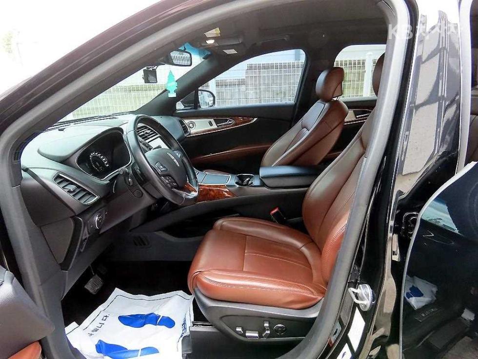 Lincoln MKX — miniaturë 5