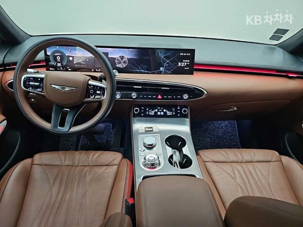 2024 Genesis GV70 photo