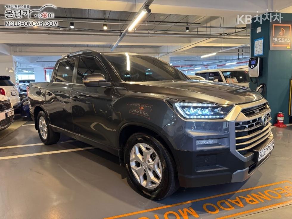 SsangYong Rexton — miniaturë 2