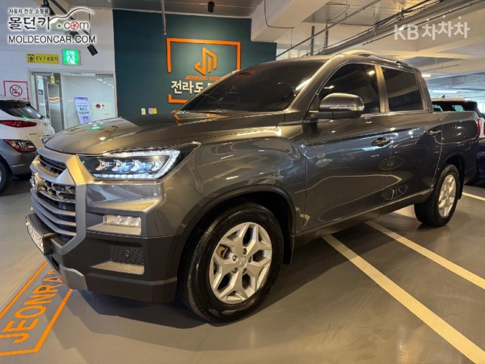 SsangYong Rexton — miniaturë 3
