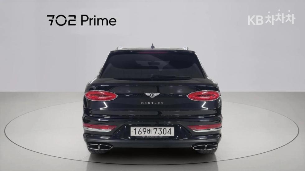 2023 Bentley Used Car photo