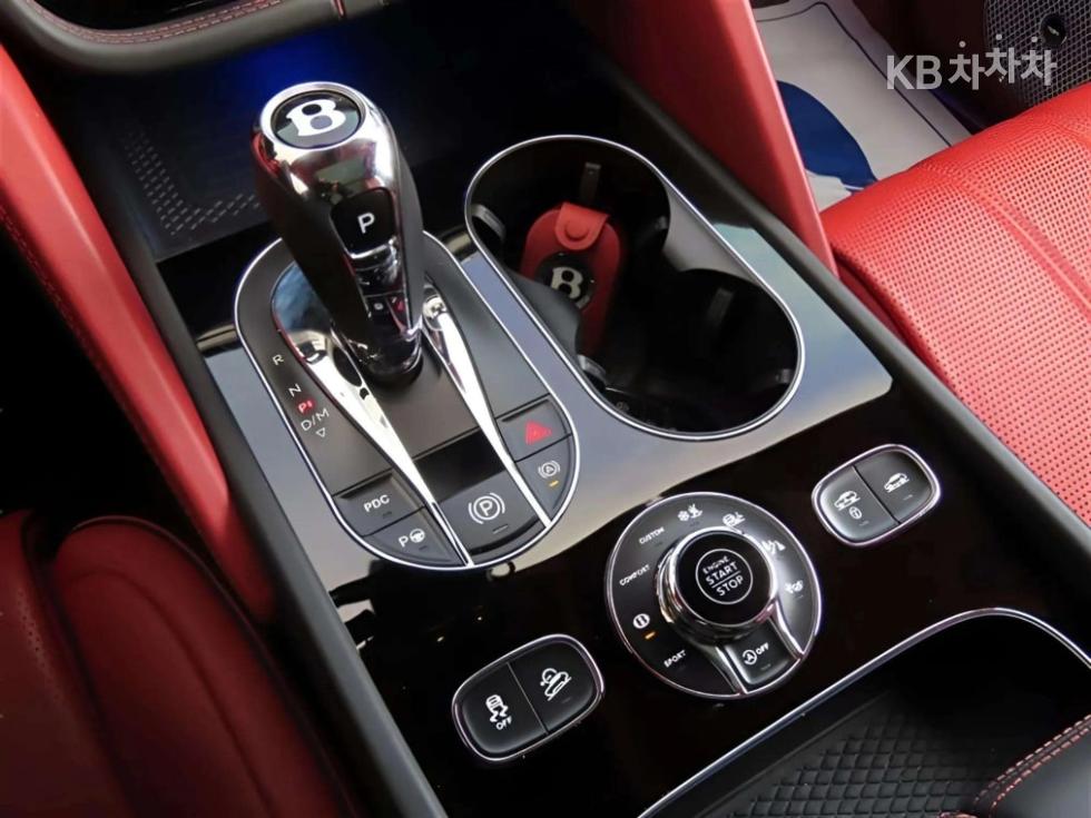2023 Bentley Used Car photo