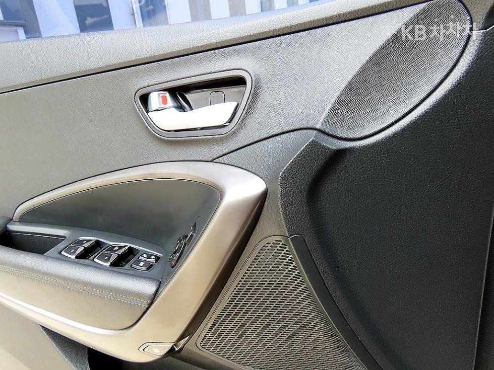 Hyundai Santa Fe — miniaturë 11