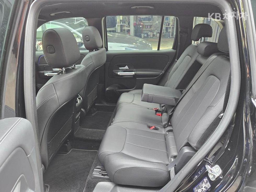 Mercedes-Benz GLB — miniaturë 6