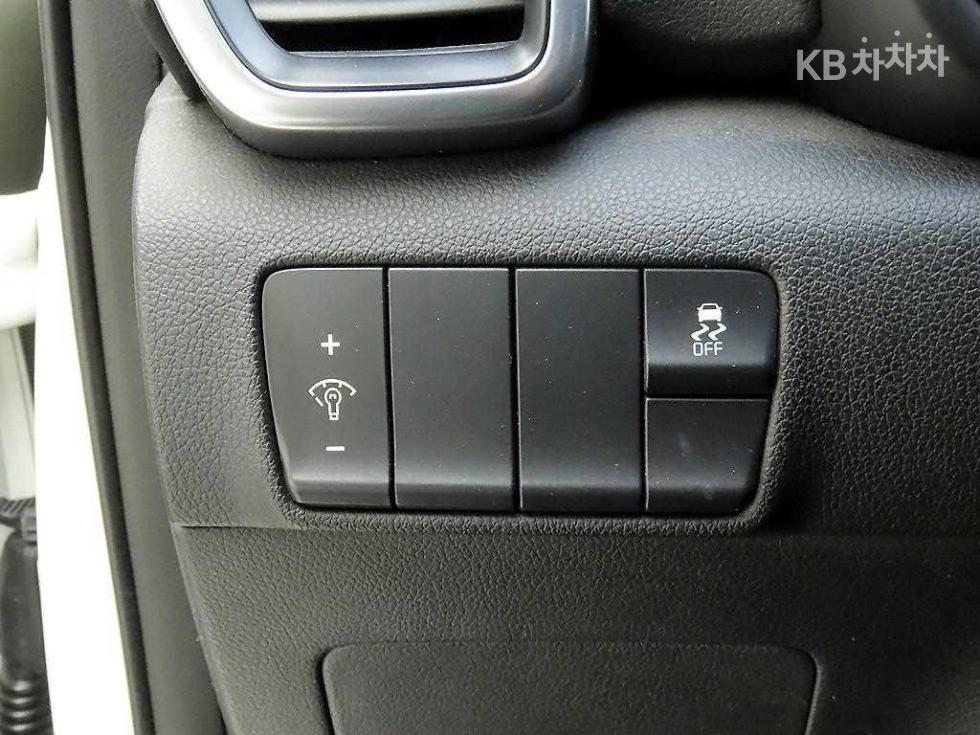 Kia Sportage — miniaturë 12