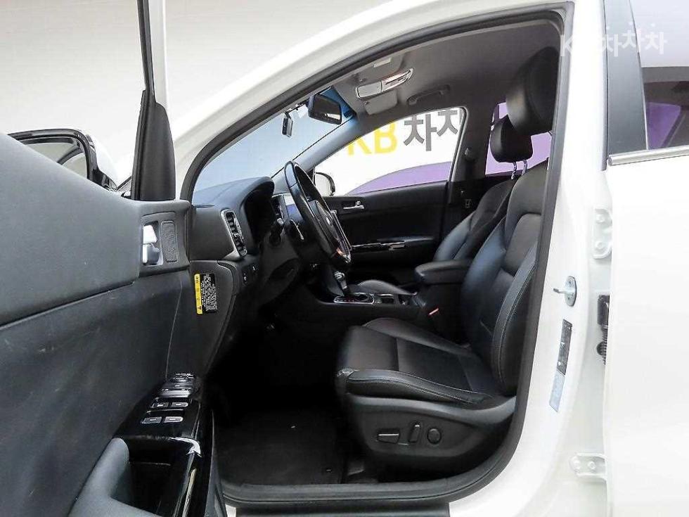 Kia Sportage — miniaturë 13
