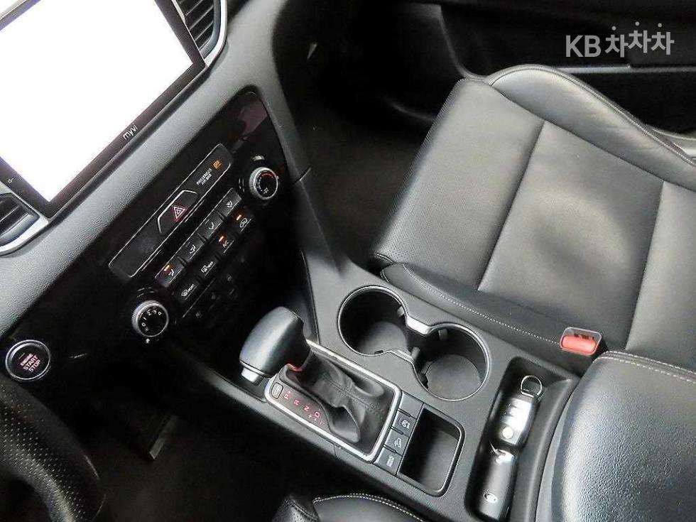 Kia Sportage — miniaturë 16