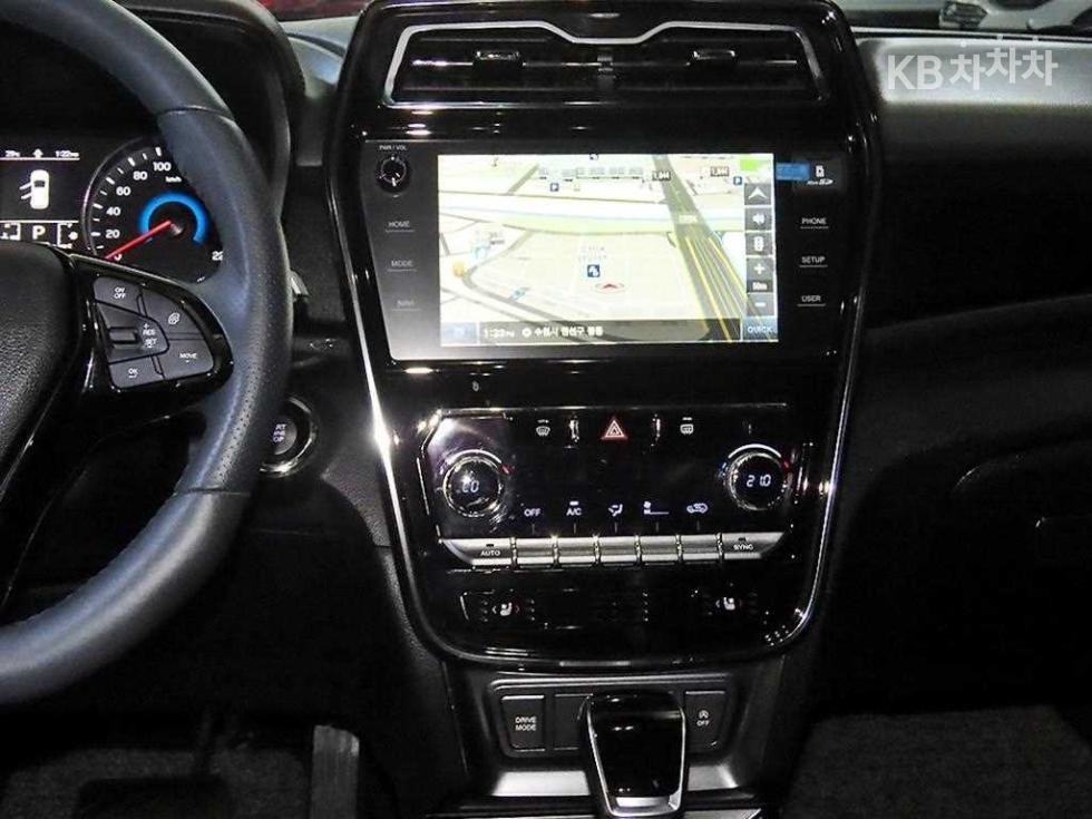 SsangYong Tivoli — miniaturë 11
