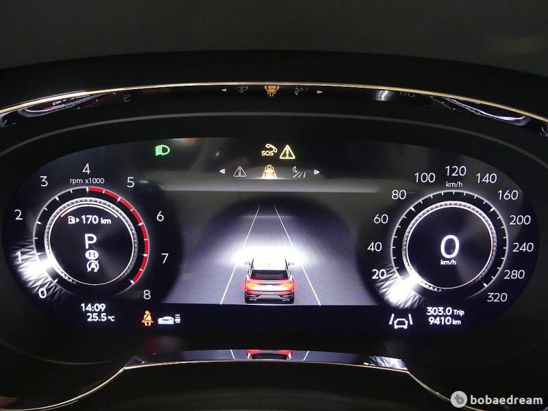 2024 Bentley Used Car photo