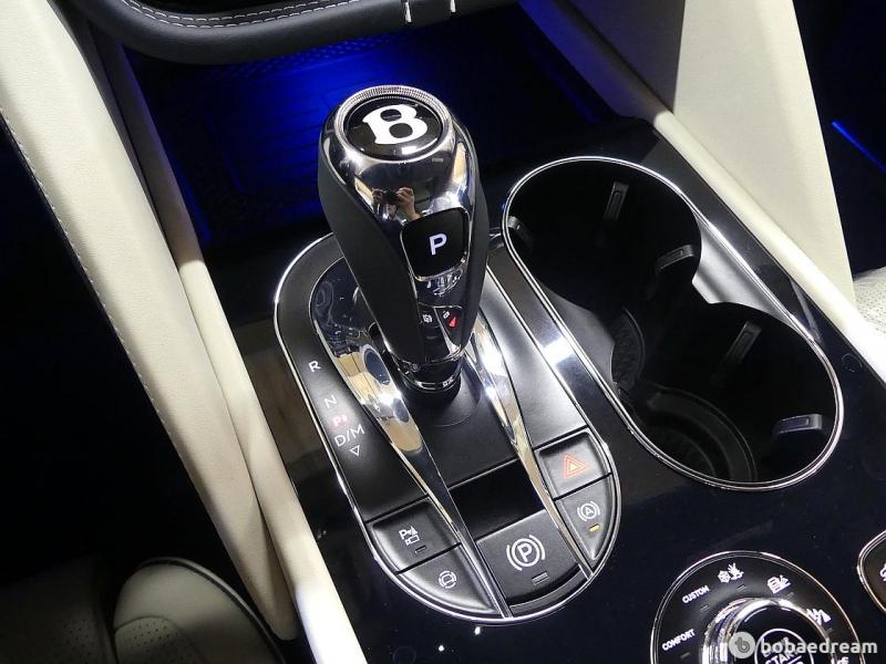2024 Bentley Used Car photo