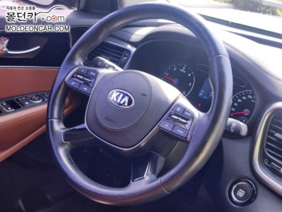 Kia Sorento — miniaturë 6