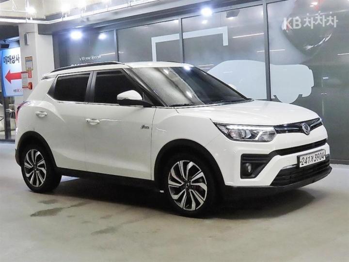 SsangYong Tivoli 가솔린 V3 2WD — foto 1
