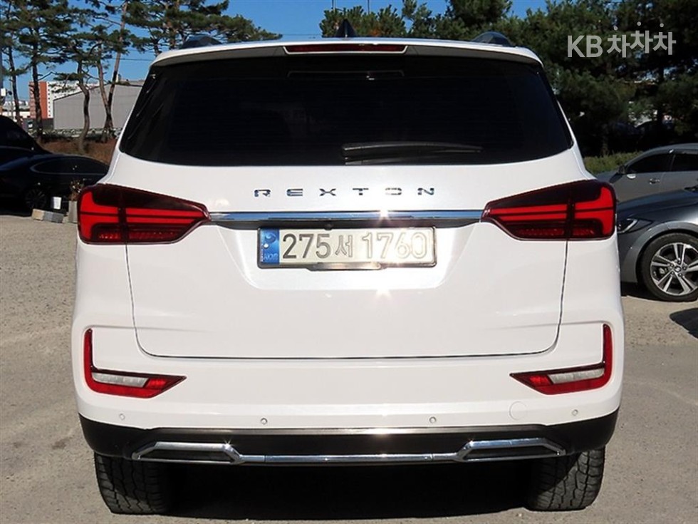 SsangYong Rexton — miniaturë 4