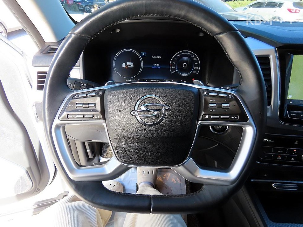 SsangYong Rexton — miniaturë 8
