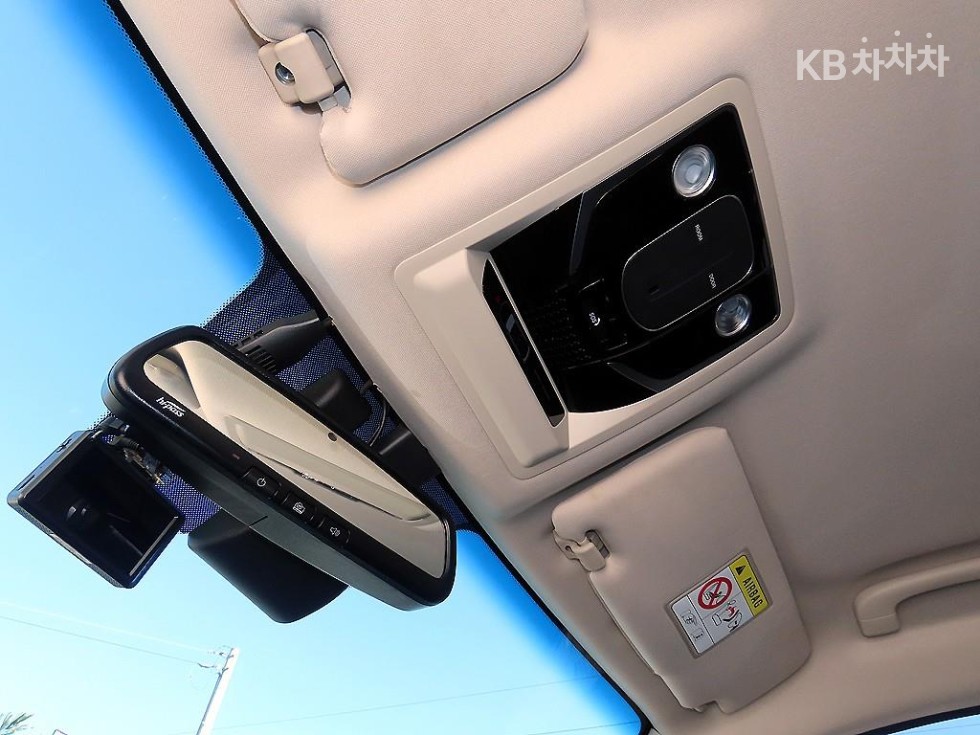 SsangYong Rexton — miniaturë 15