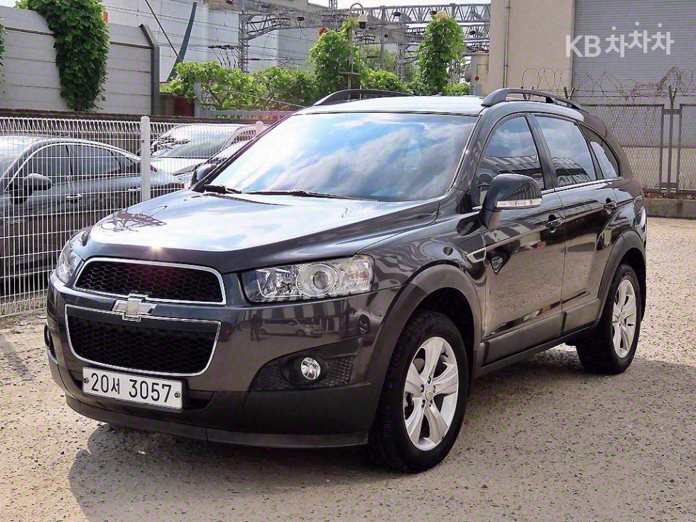 Chevrolet Captiva — miniaturë 2